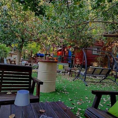 Family Cabin Menaẖemya Eksteriør billede