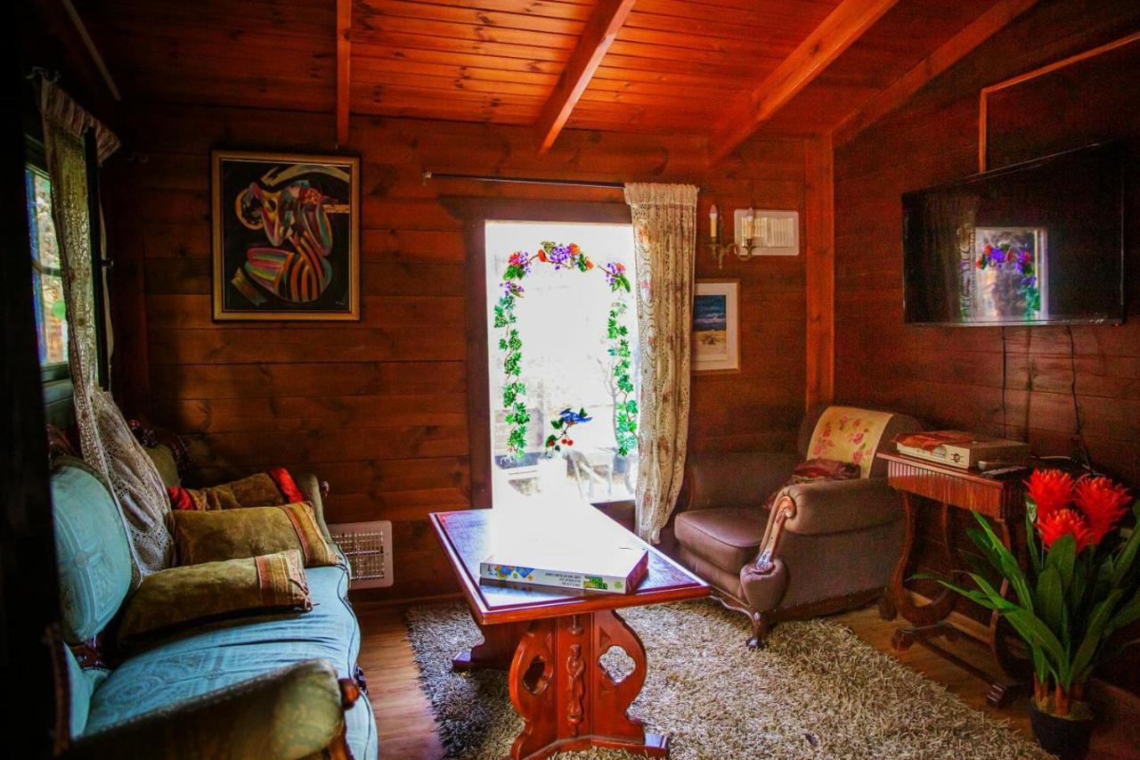 Family Cabin Menaẖemya Eksteriør billede